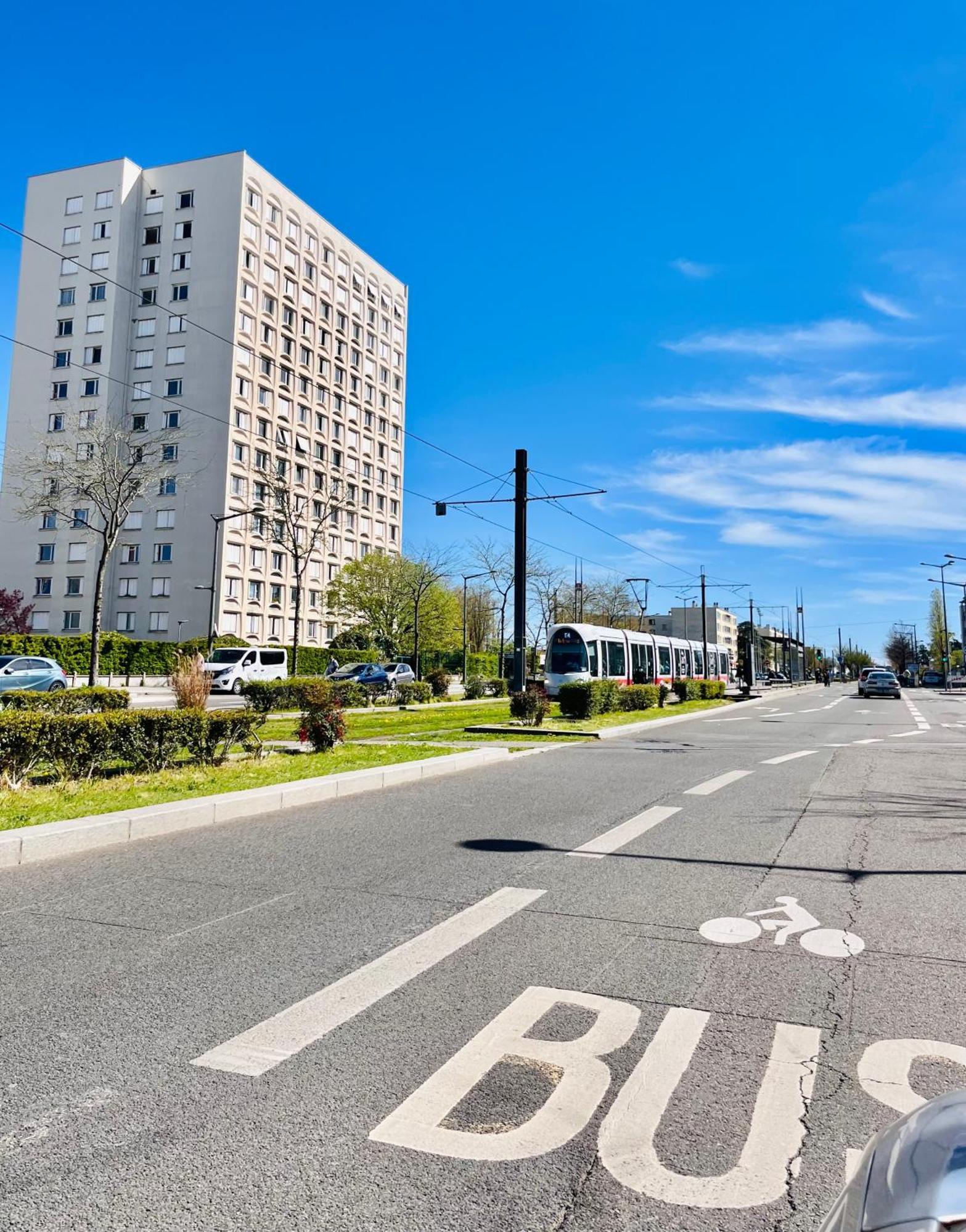 Apparemment Spacieux T5 Lyon Exteriér fotografie